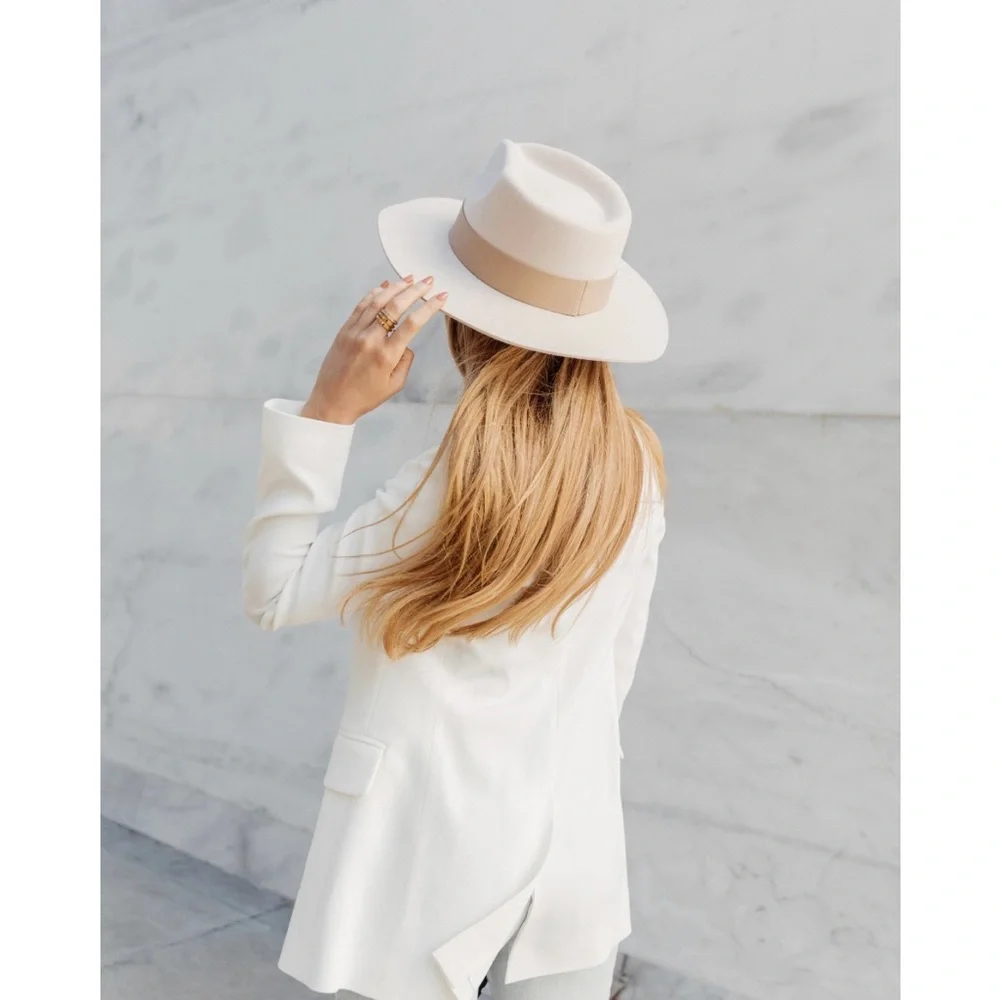 NEW Boho Felt Fedora Hat
Teressa Foglier x CURATEUR/Rachel Zoe - Picture 5 of 5